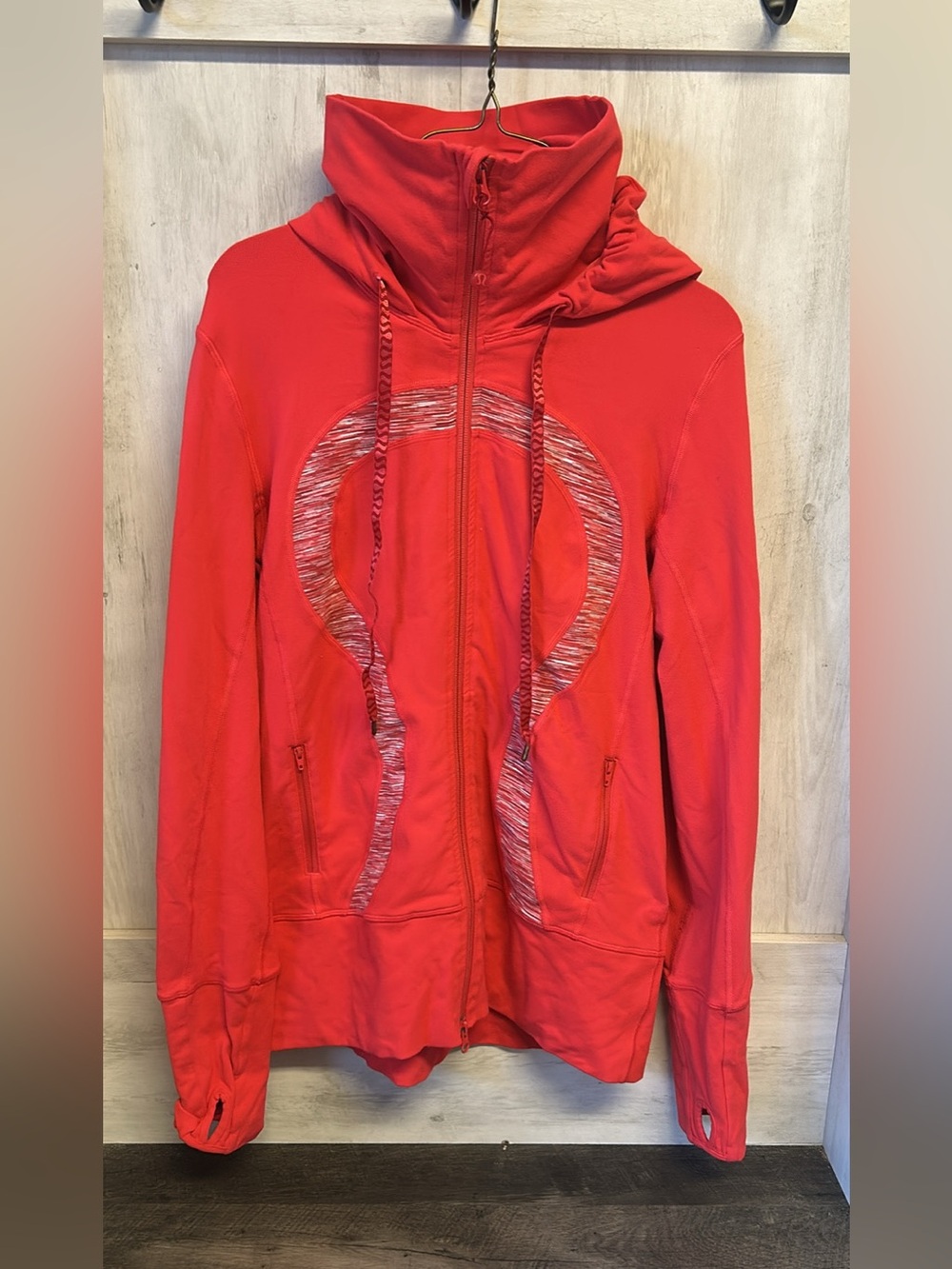 Size 10 Lululemon zip up sweater